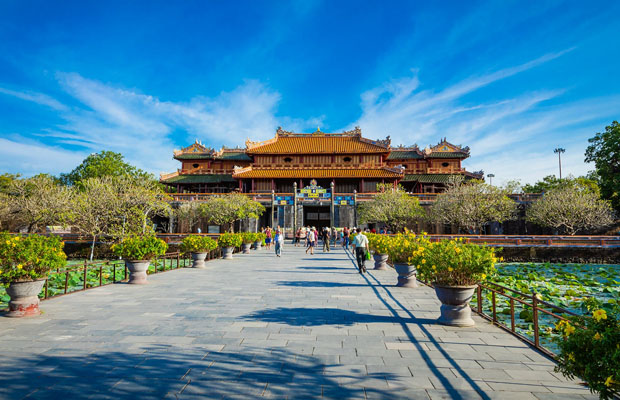 Vietnam tour