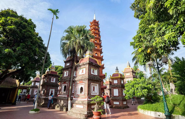  Vietnam tour
