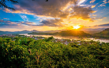 mount phousi sunrise mount-phousi-sunrise